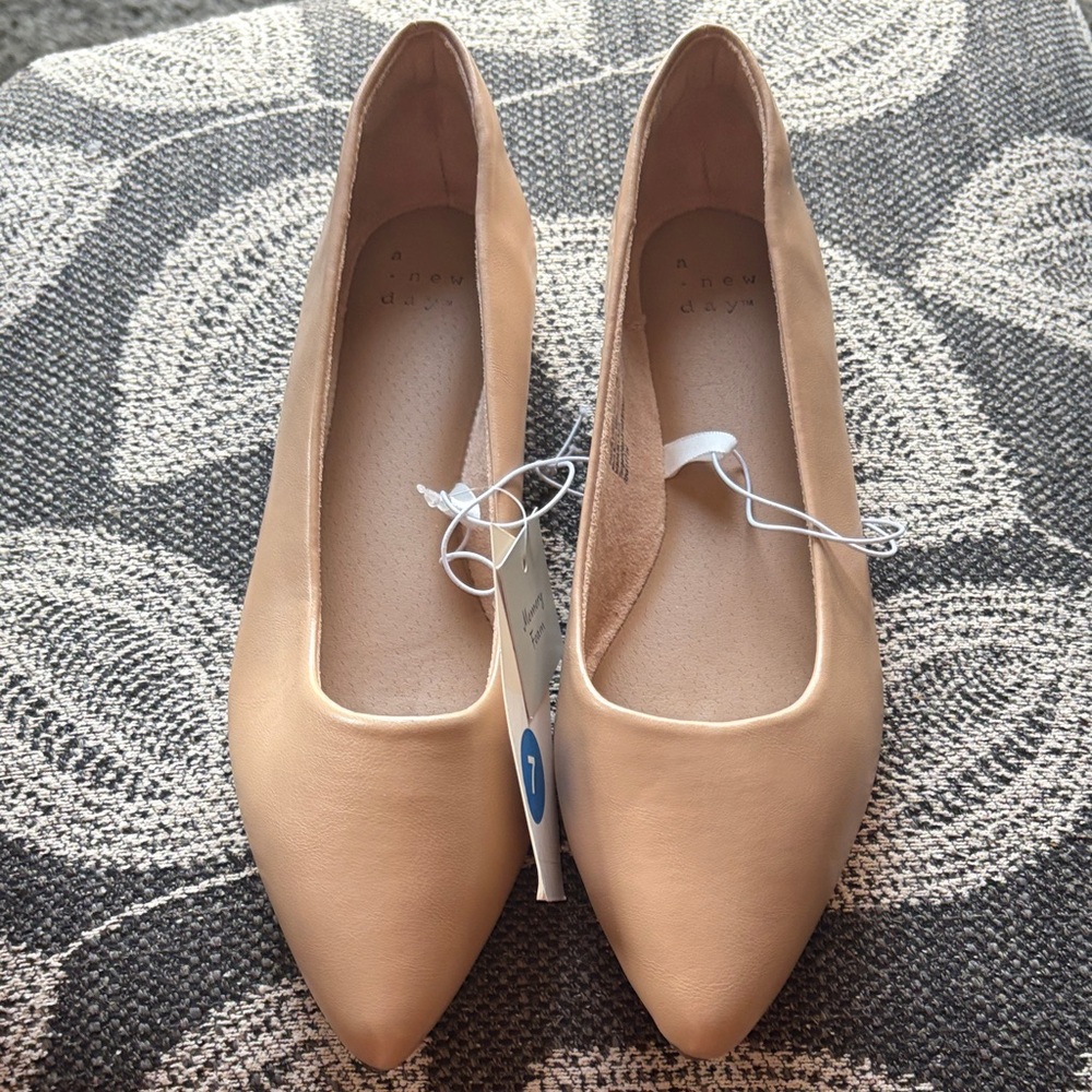 A New Day Women's Flats - Beige. NWT size 7